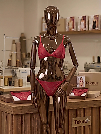 Teknur 7906 Yakut Kırmızısı İnce Askılı Üçgen Dantel Bralet Fantazi Takım Standart Beden
